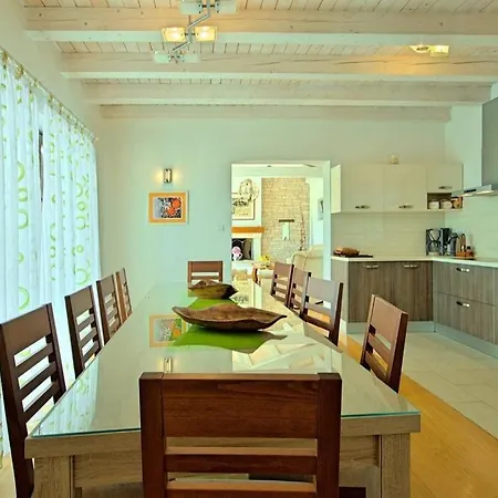 Kanco By Istra Vacation Villa